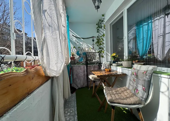 The Master And Margarita Apartment, майстора и маргарита 2 * Burgas